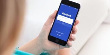 Hack Someone's Facebook Messenger