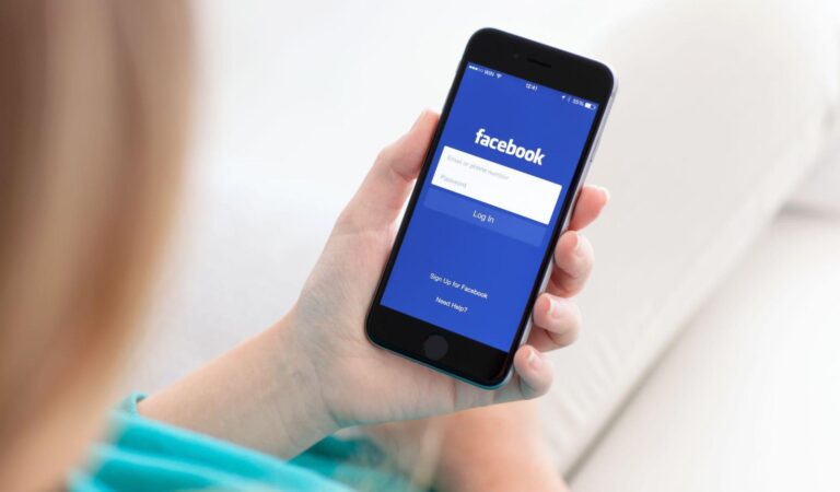 How to Hack Someone’s Facebook Messenger?